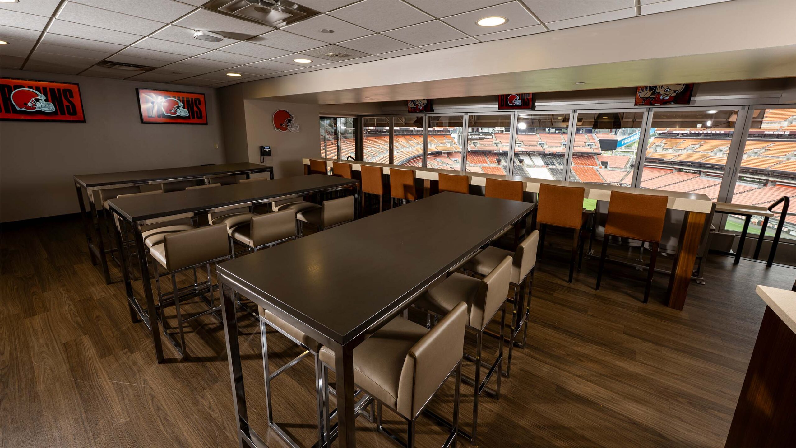 Browns Party Suite