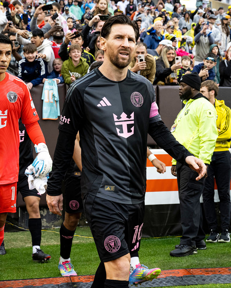 Lionel Messi walking onto pitch at Huntington Bank Field